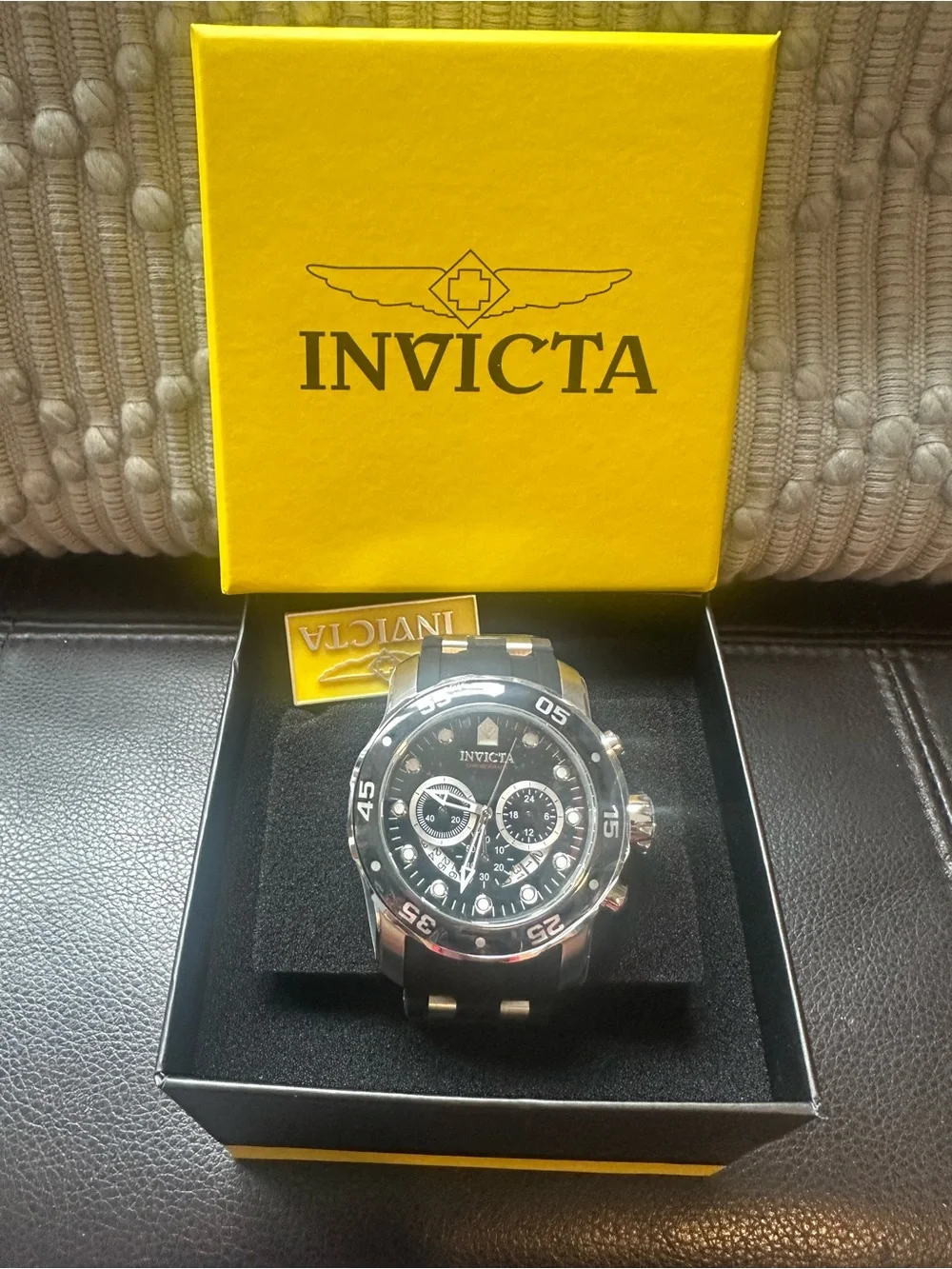 Invicta Pro Diver Scuba (Model 6977)